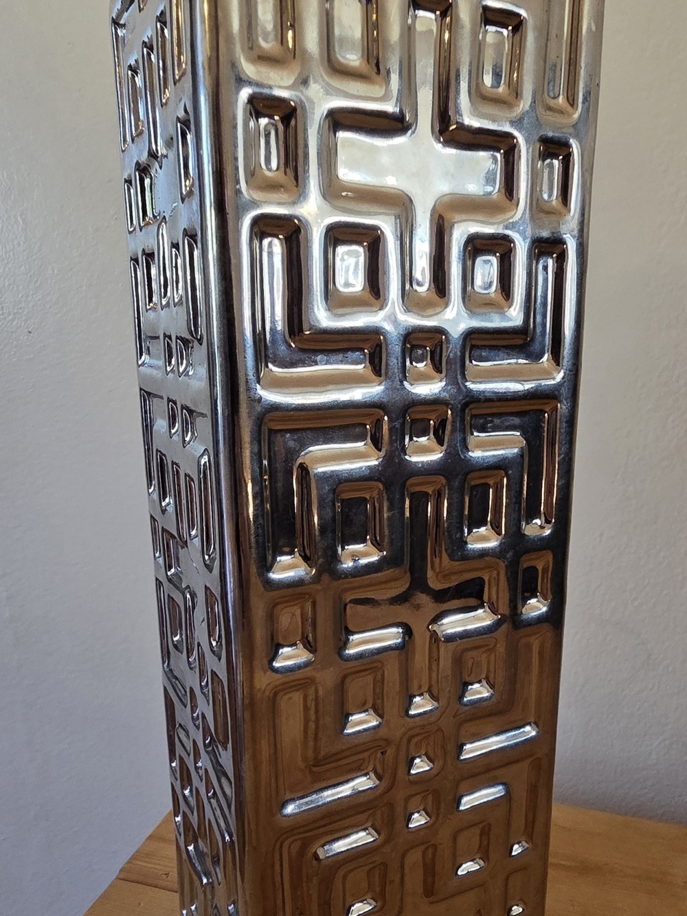 Geometric Metallic Ceramic Vase - Shiny Gold Finish - Picture 3 of 8